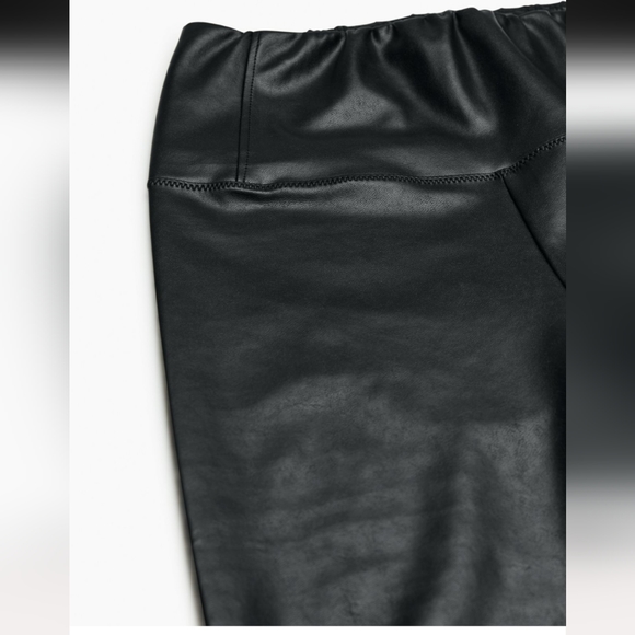 Aritzia Wilfred Free Daria High Wasited Vegan Leather Leggings - Picture 5 of 9